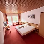 Hotell Waldhotel 3*