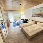 Waldhotel