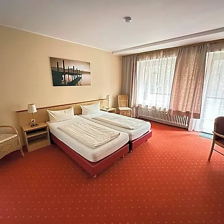 Hotel Waldhotel 3*