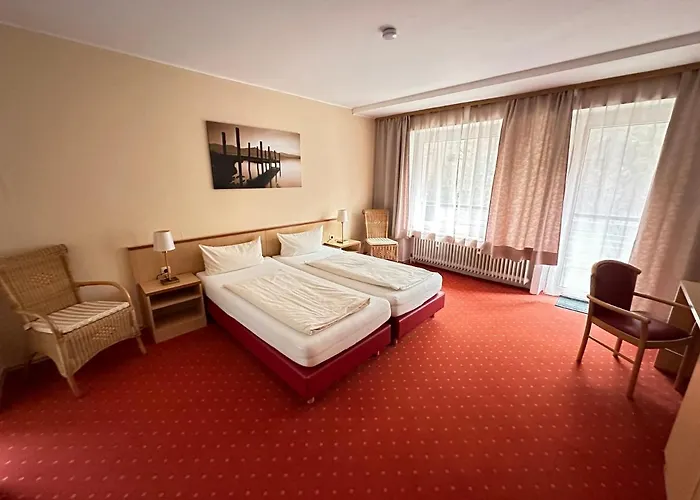 Ξενοδοχείο Waldhotel 3*